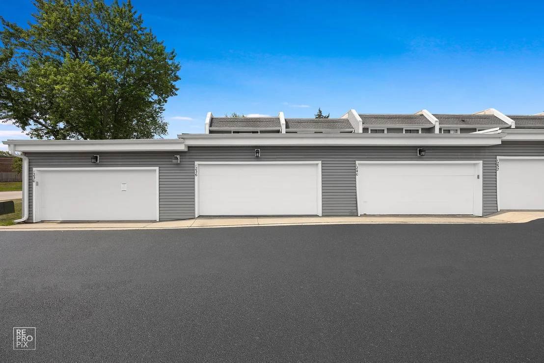 Photo of 1236 Willow Lane