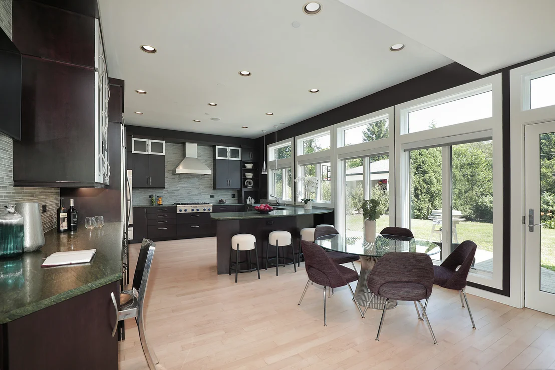 Photo of 246 Beach Road