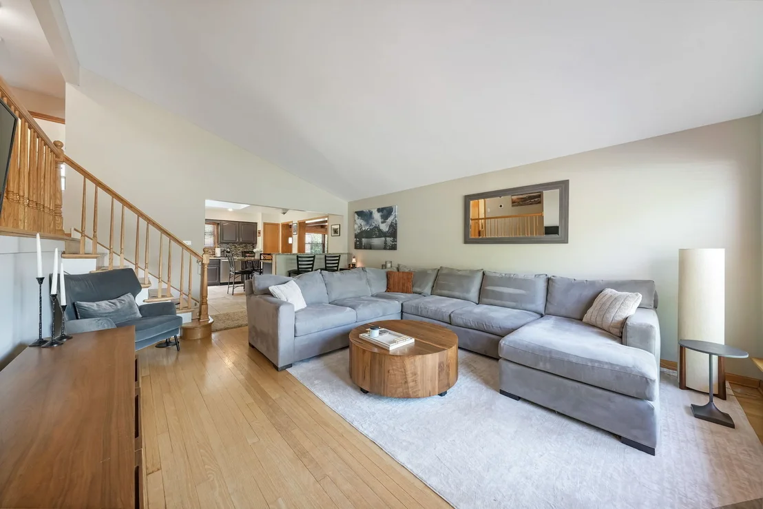 Photo of 513 W Division Street