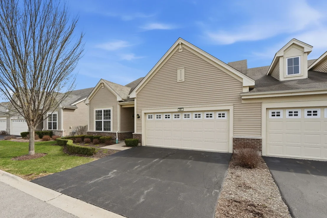 Photo of 561 Autumn Circle