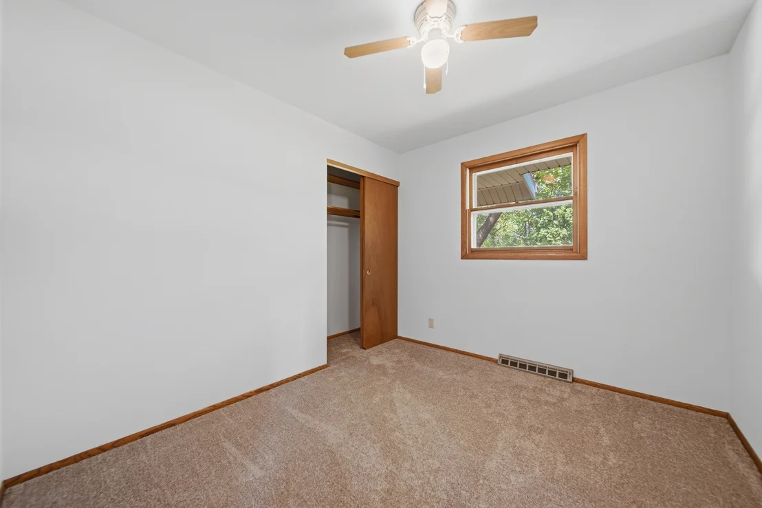 Photo of 281 W Cartwright