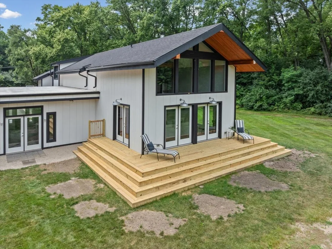 Photo of 3148 Cuba Road