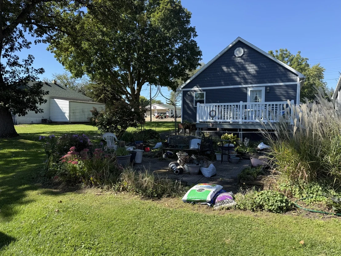 Photo of 206 S 1st Street