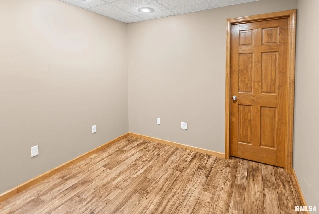 Photo of 520 DEERFIELD Road
