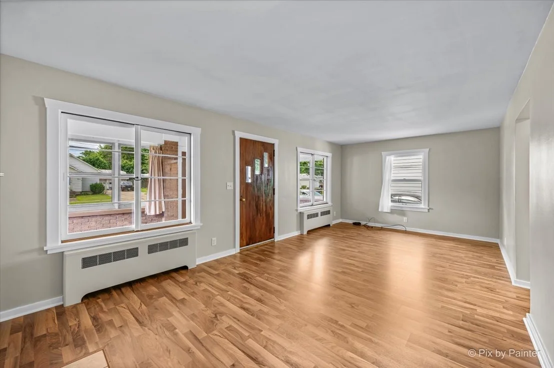 Photo of 746 Parkway Avenue