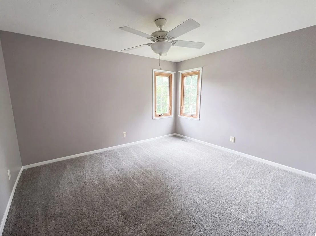 Photo of 1503 Featherstone Road