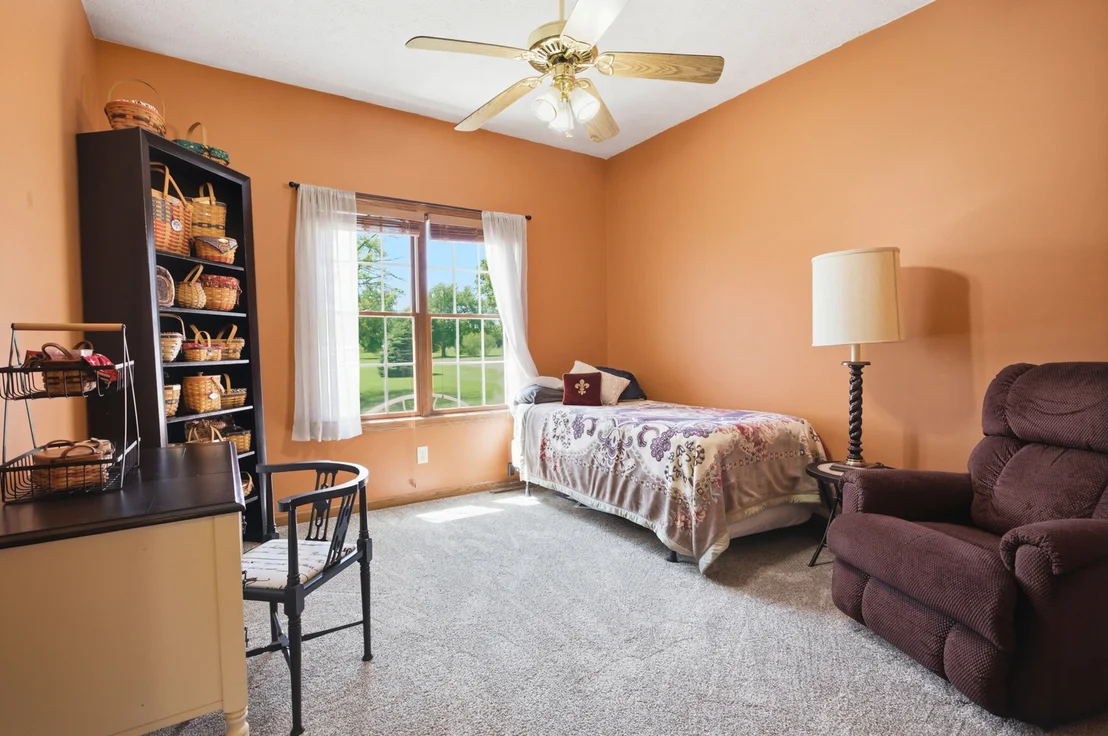 Photo of 2102 Laurel Park Place
