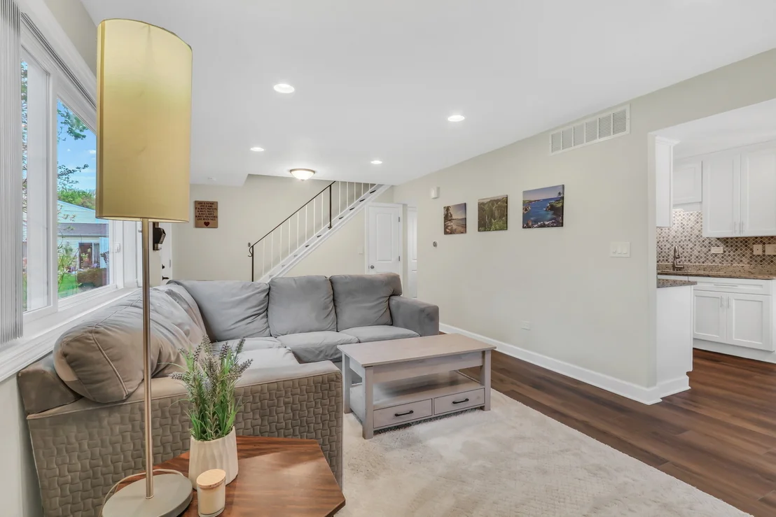 Photo of Unit 4C at 751 Dover Place