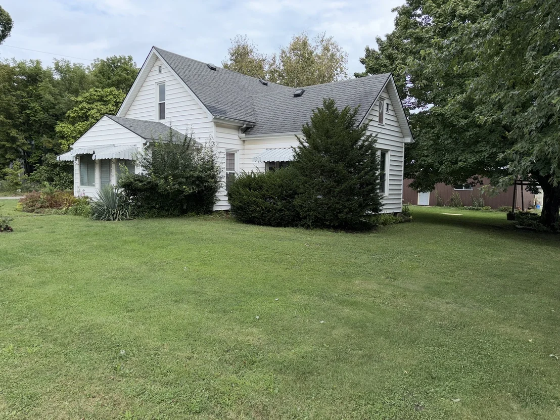 Photo of 211 N Seminary Street