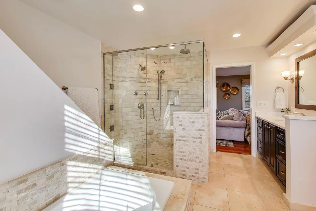 Photo of 829 Heatherstone Drive