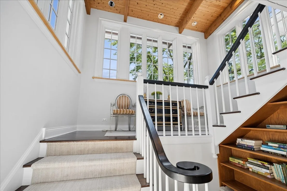 Photo of 1224 Ridgewood Drive