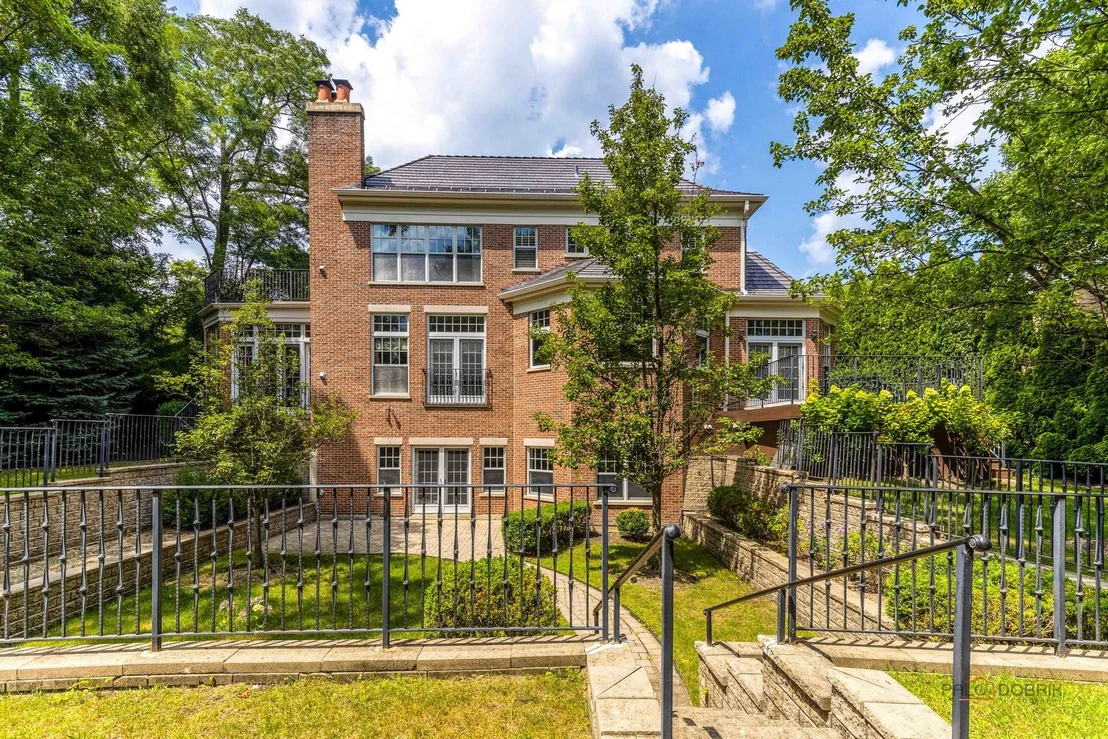 Photo of 64 Crescent Drive