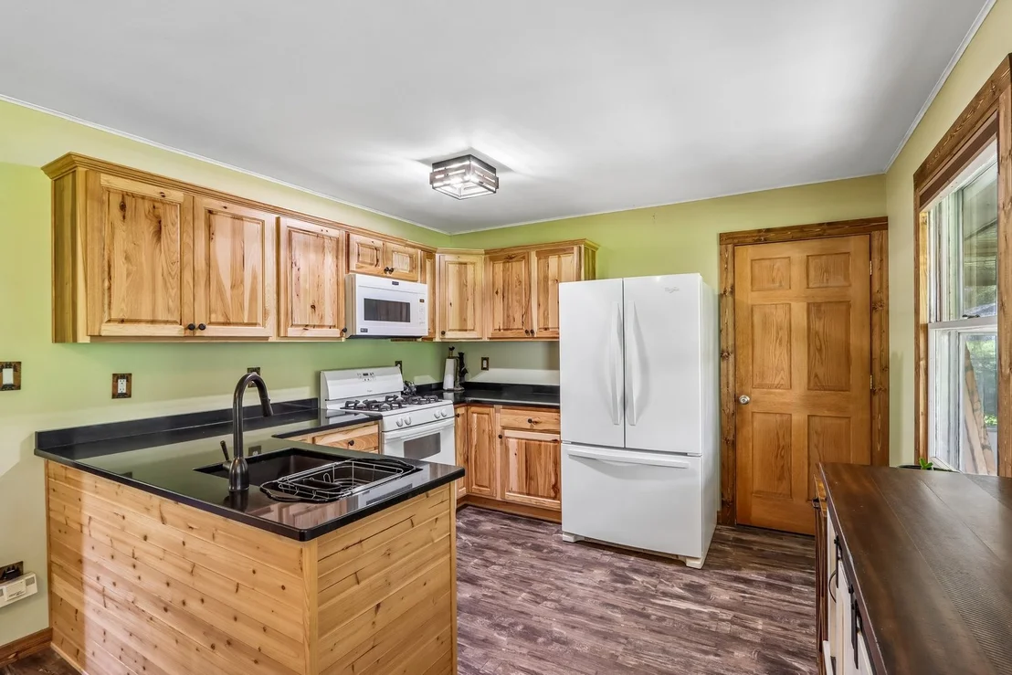 Photo of 1825 Esch Road