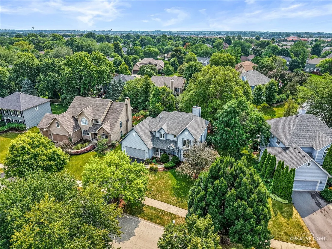 Photo of 490 Waubonsee Circle