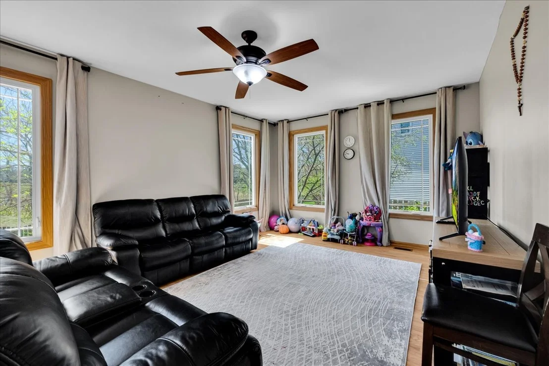 Photo of 1421 Notting Hill Road