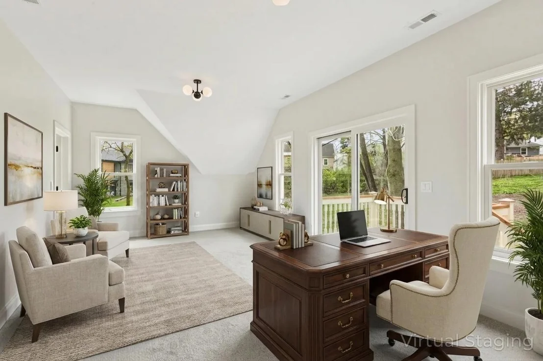 Photo of 885 Geneva Road