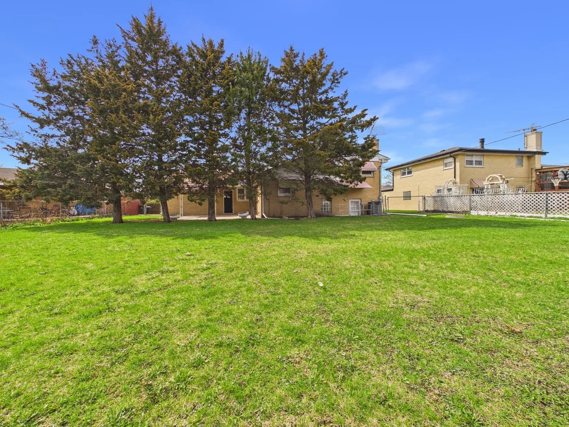 Photo of 9275 Clancy Drive