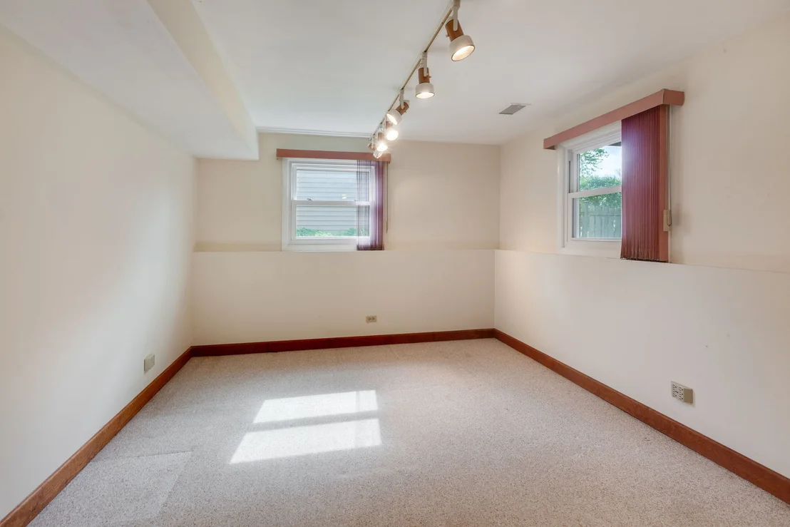 Photo of 3990 Hudson Drive