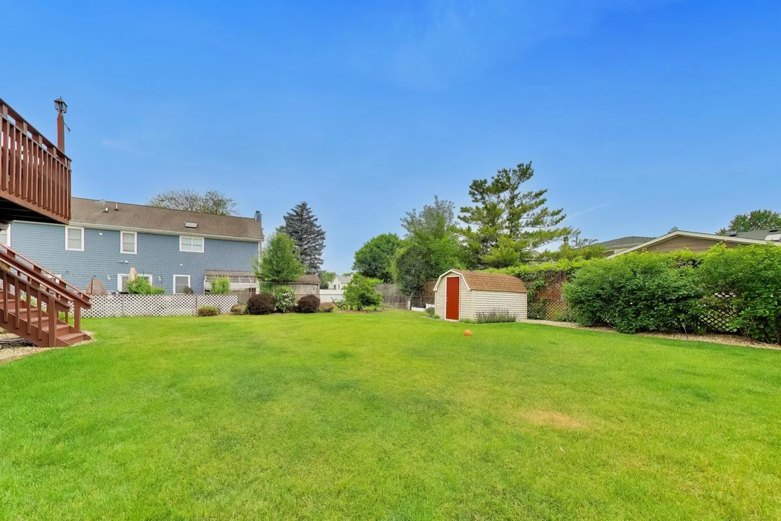 Photo of 650 Nassau Drive