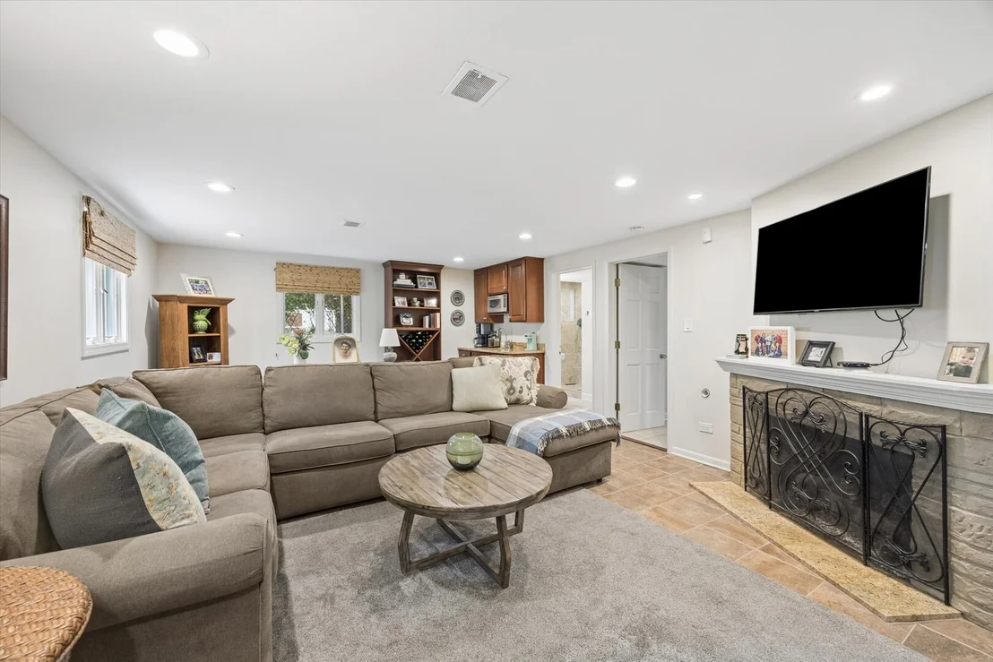 Photo of 110 S Herbert Road