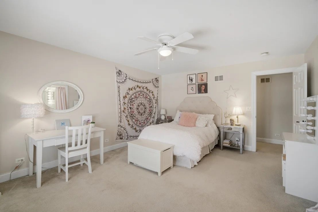 Photo of 422 Old Mill Circle