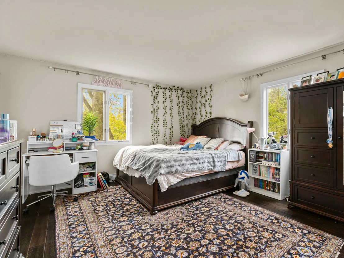 Photo of 155 Helm Road