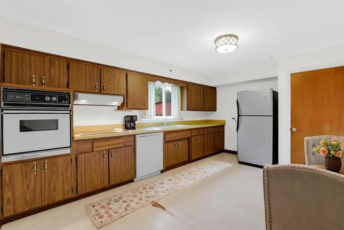 Photo of 270 Crescent Drive