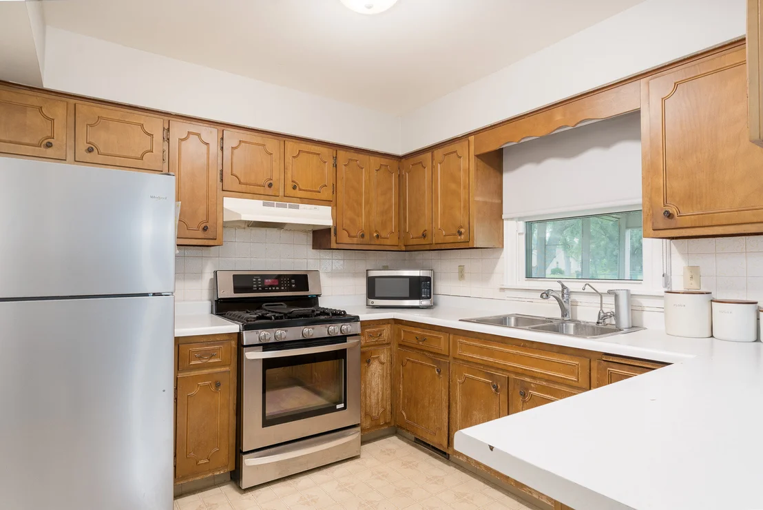 Photo of 1098 Karner Drive