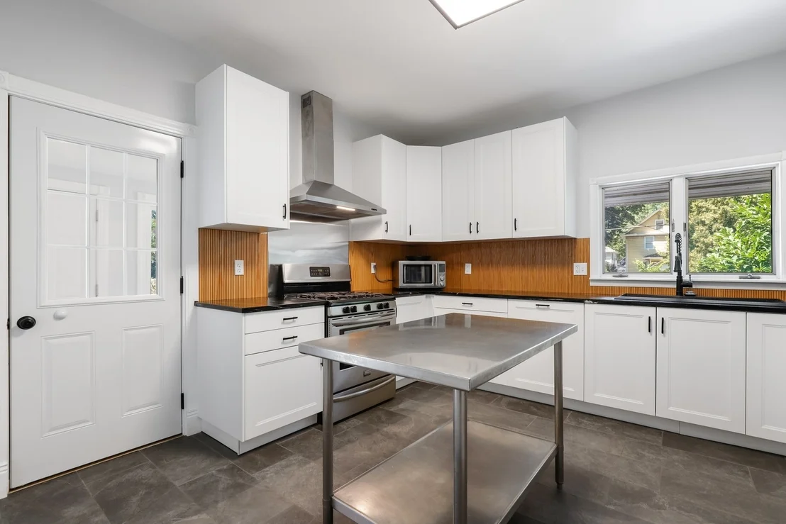 Photo of 514 OAK Avenue