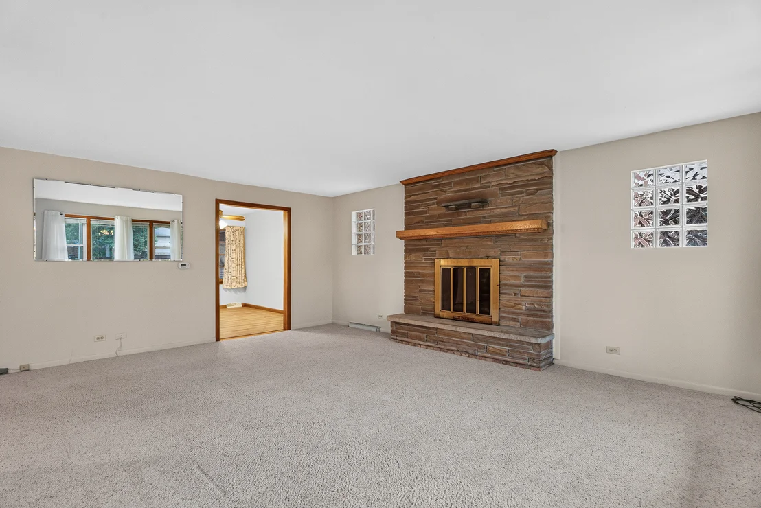 Photo of 3341 Prairie Avenue