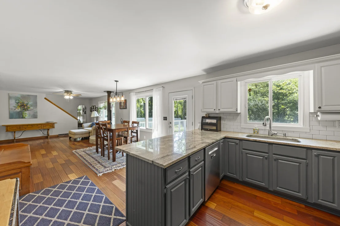 Photo of 43W753 Oakleaf Drive