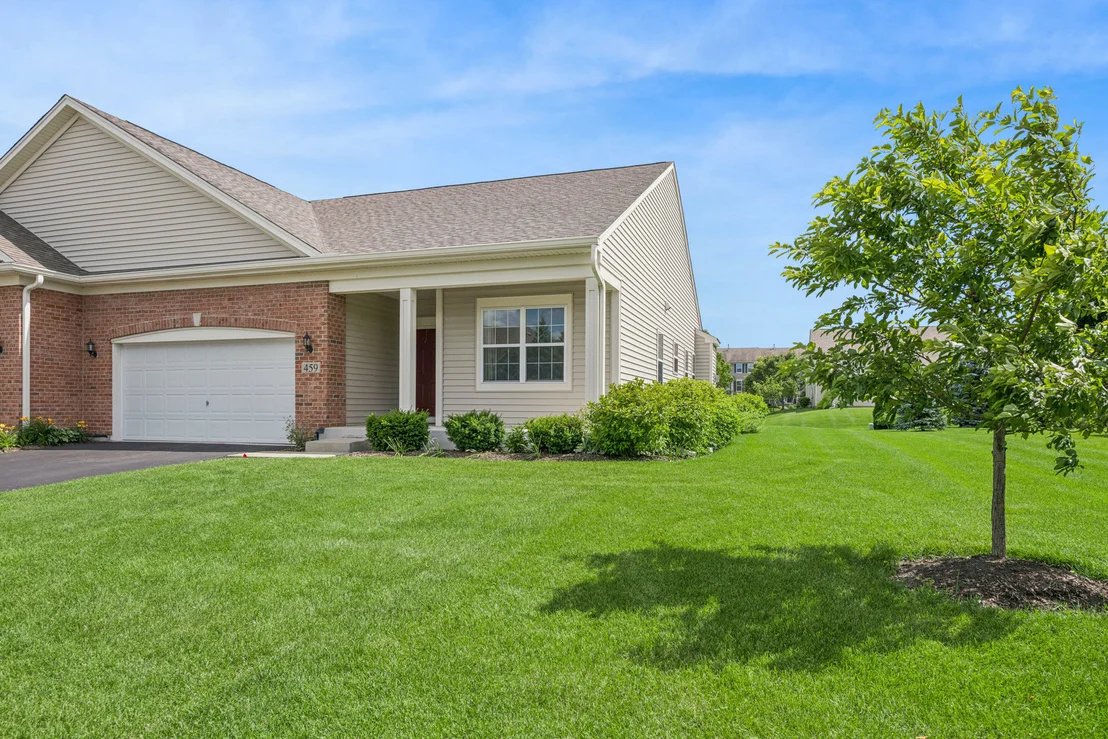 Photo of 459 Fairlane Drive