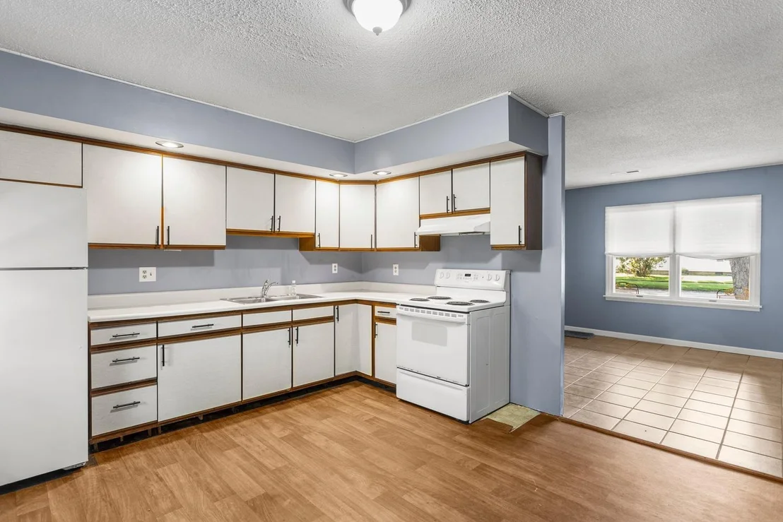 Photo of 1165 Clark Street