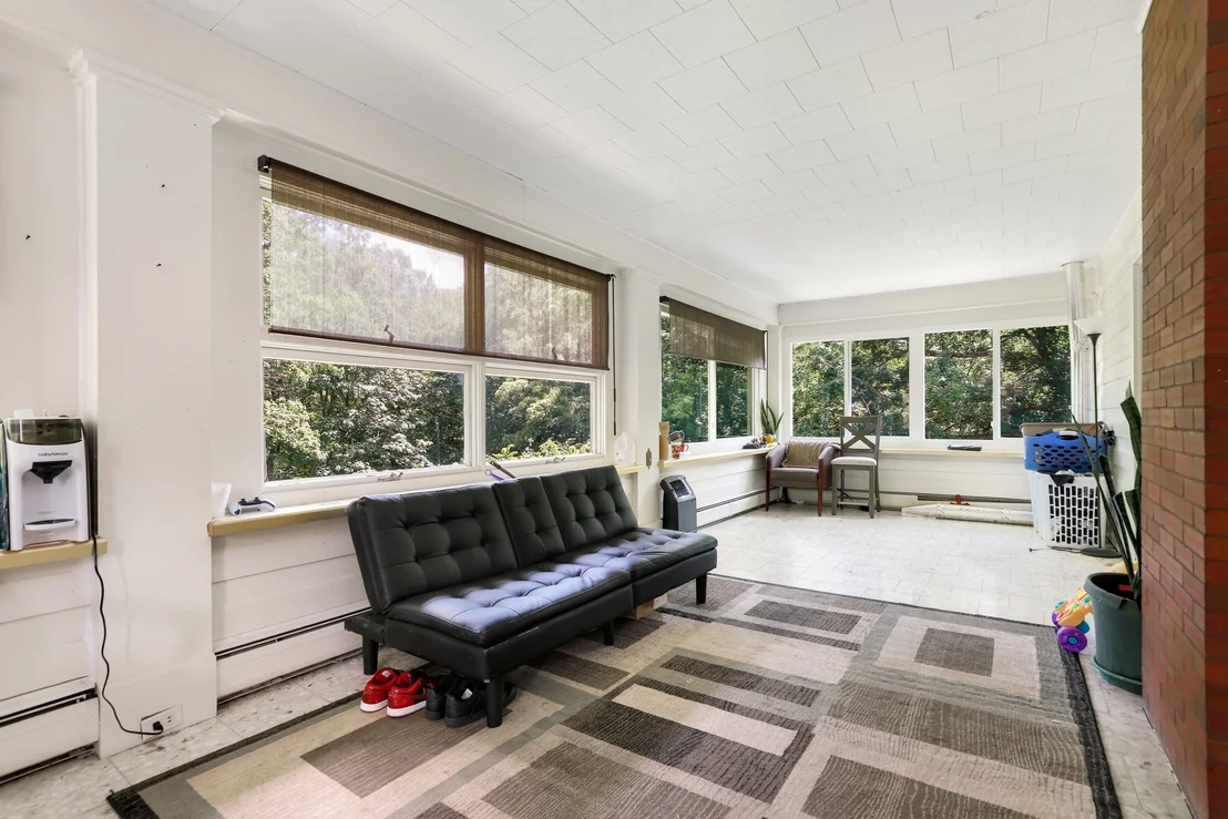 Photo of 1506 Hawthorne Drive