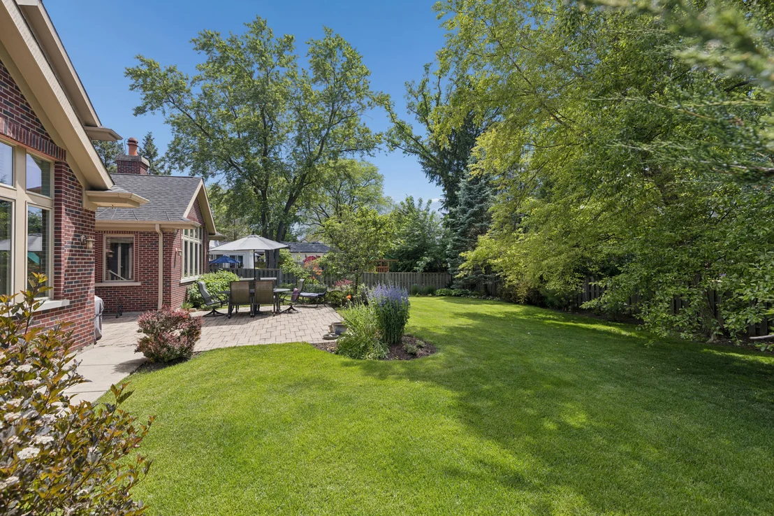 Photo of 860 Kenton Road