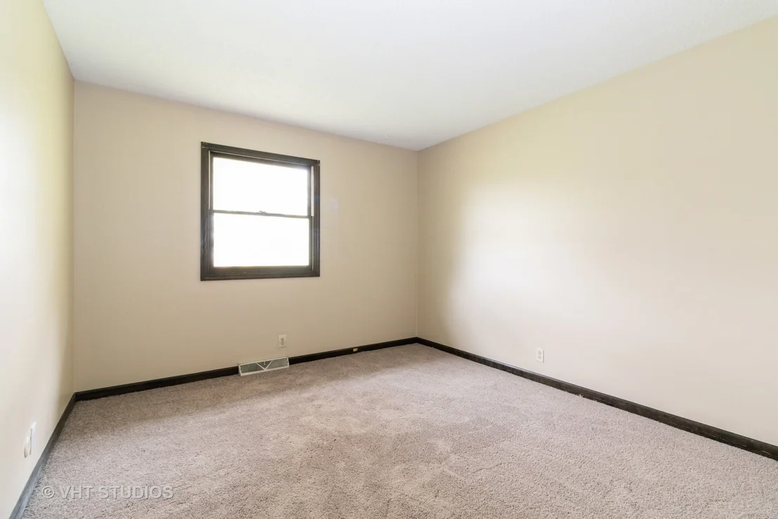 Photo of 1209 Shagbark Road