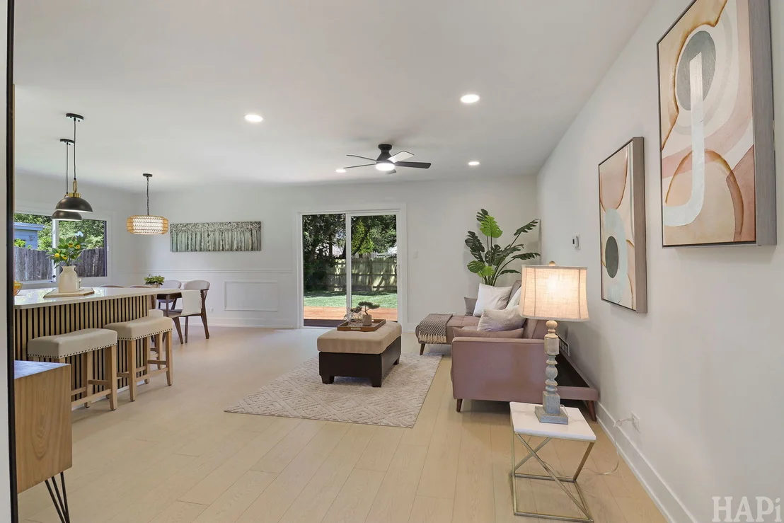 Photo of 166 E Cunningham Drive