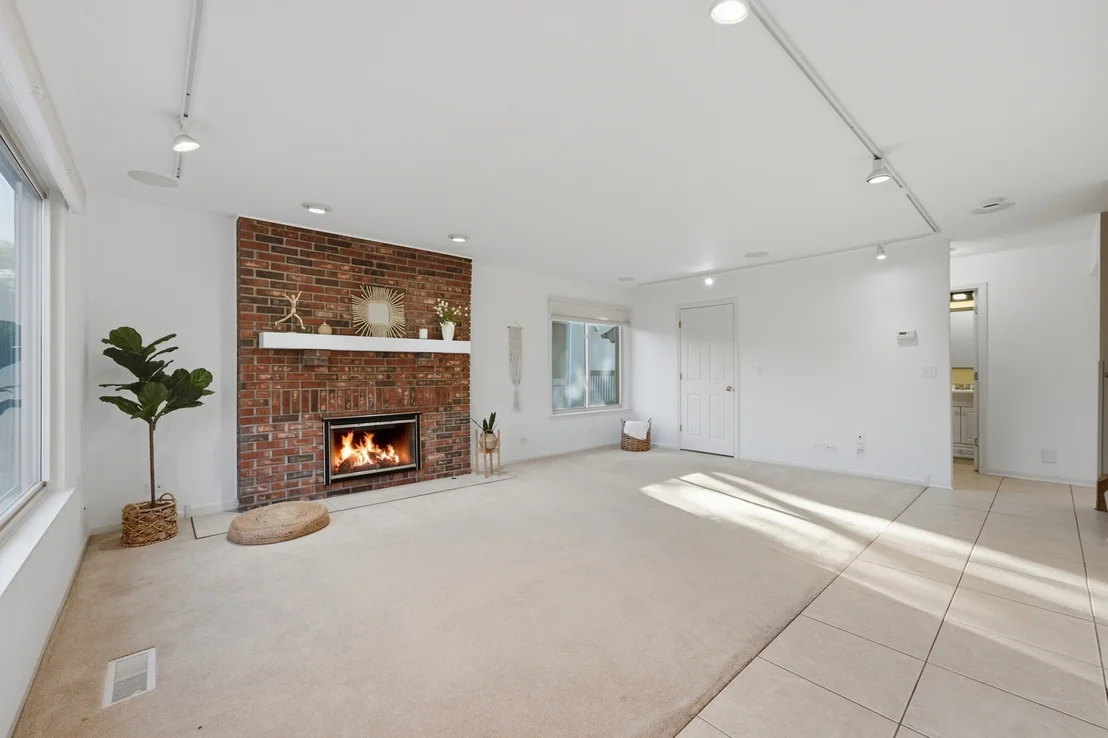 Photo of 499 Carlsbad Trail