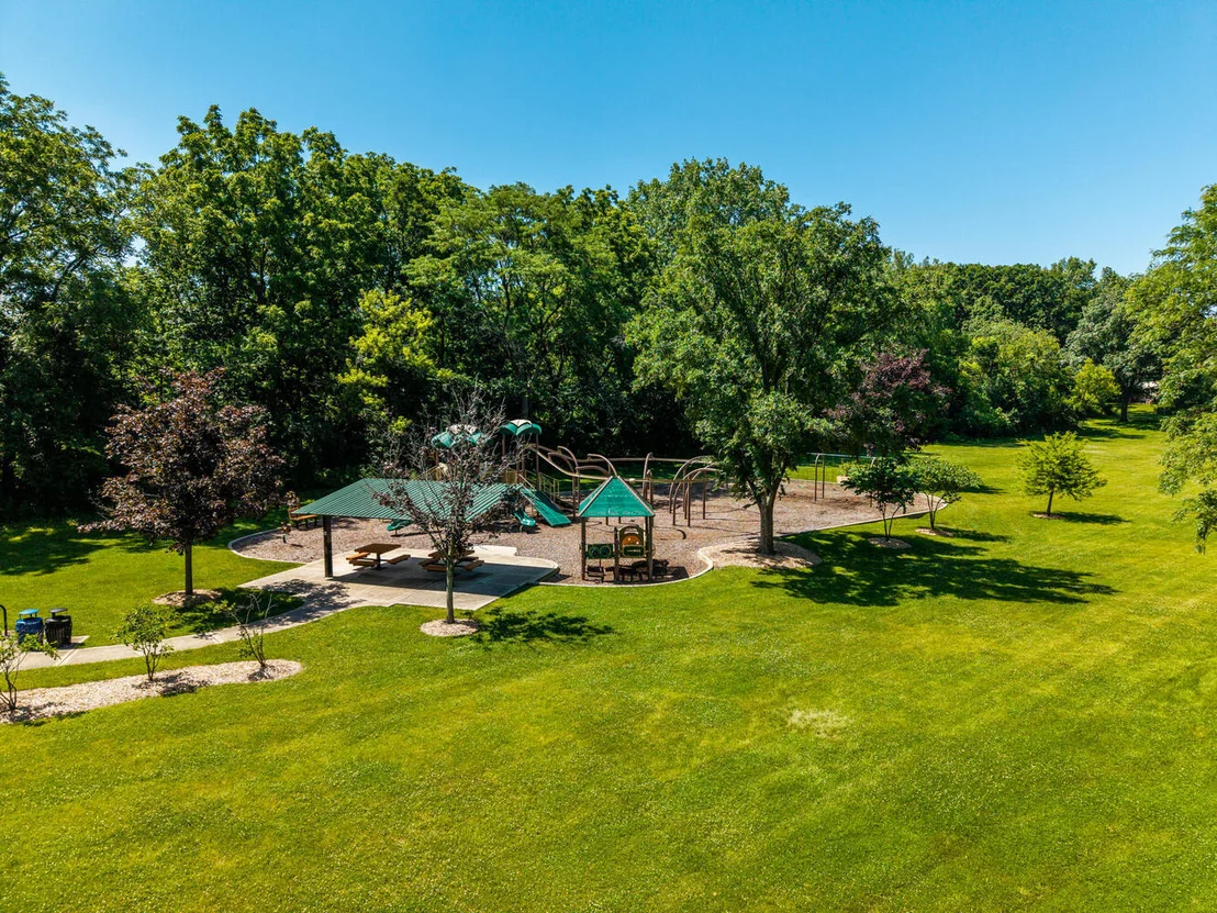 Photo of 1137 Needham Road