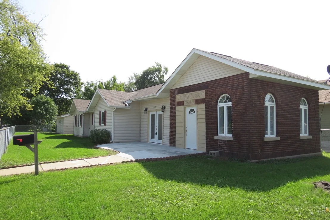 Photo of 527 Binder Street
