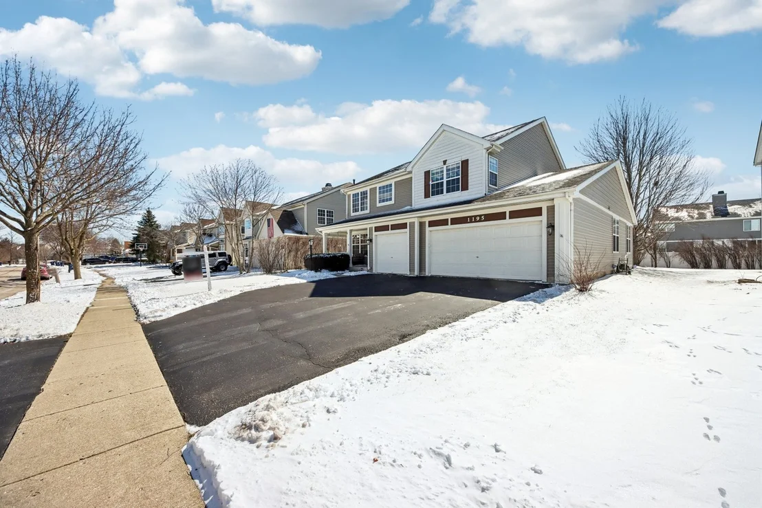 Photo of 1195 Hadley Circle