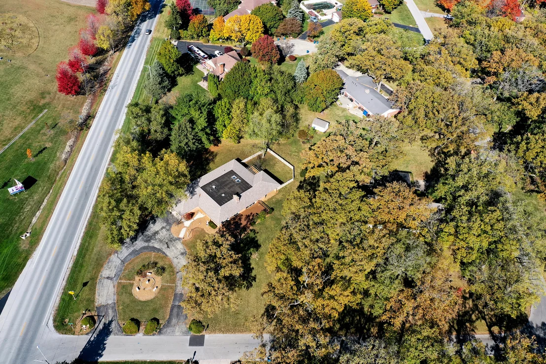 Photo of 1305 OAKTREE Lane