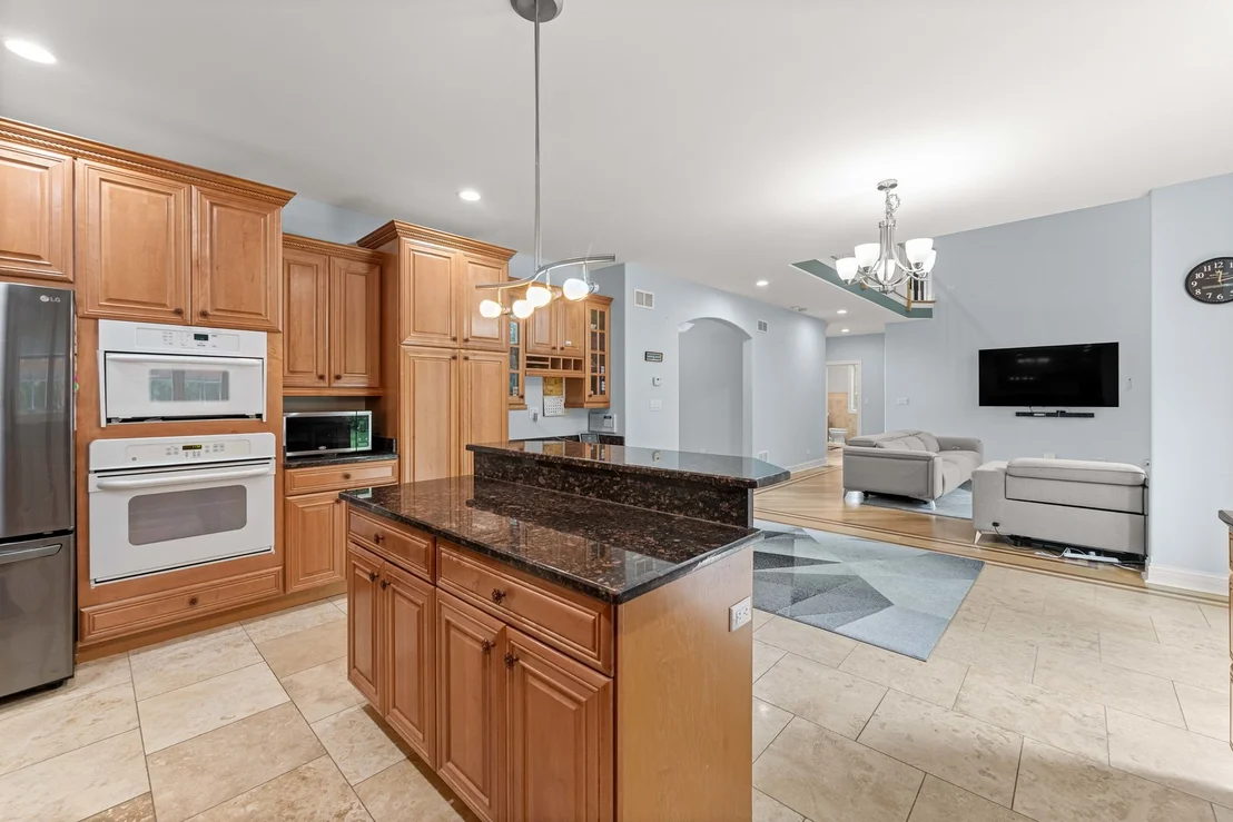 Photo of 281 N Forest Drive