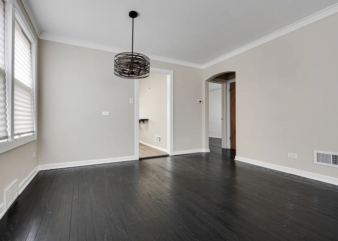 Photo of 101 W 113th Place
