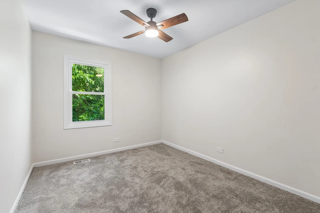 Photo of 17618 Stonebridge Drive