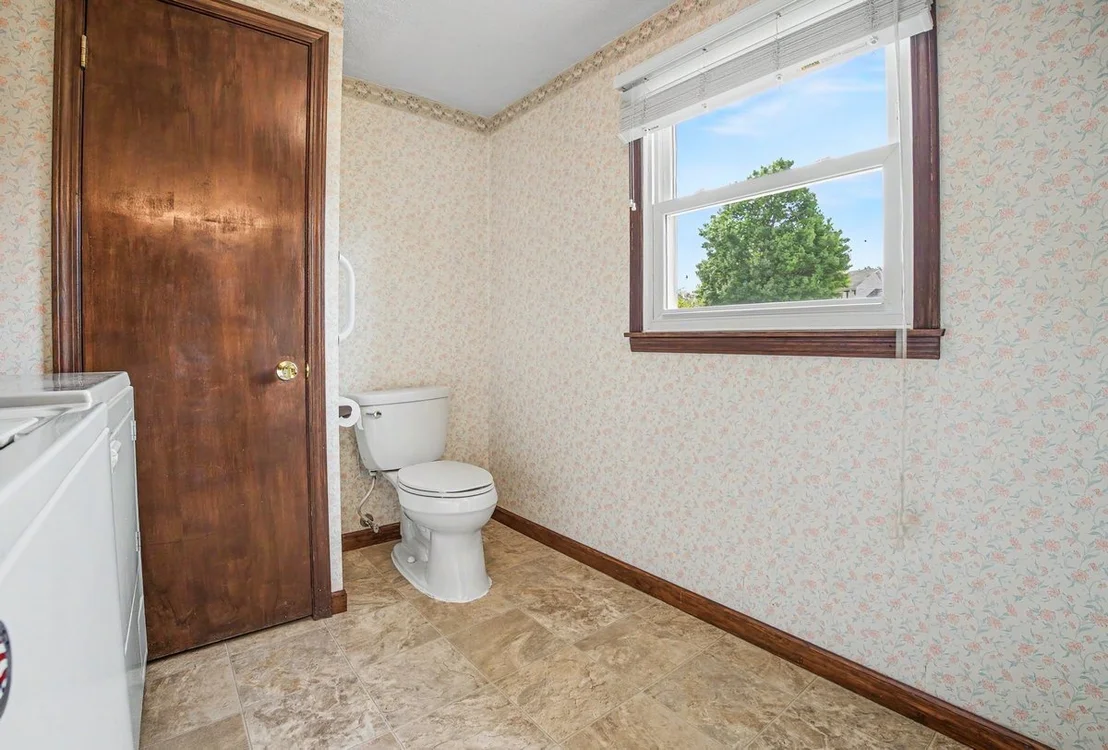 Photo of 10 Imperial Drive