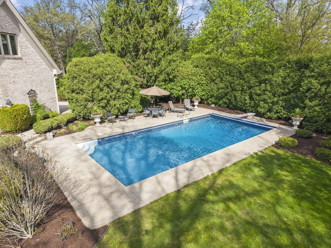 Photo of 1S370 Winfield Road