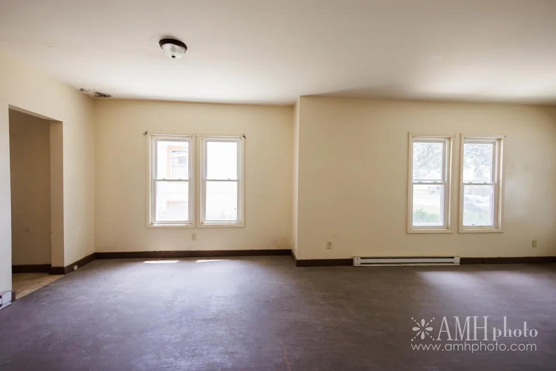 Photo of 360 S ELM Avenue