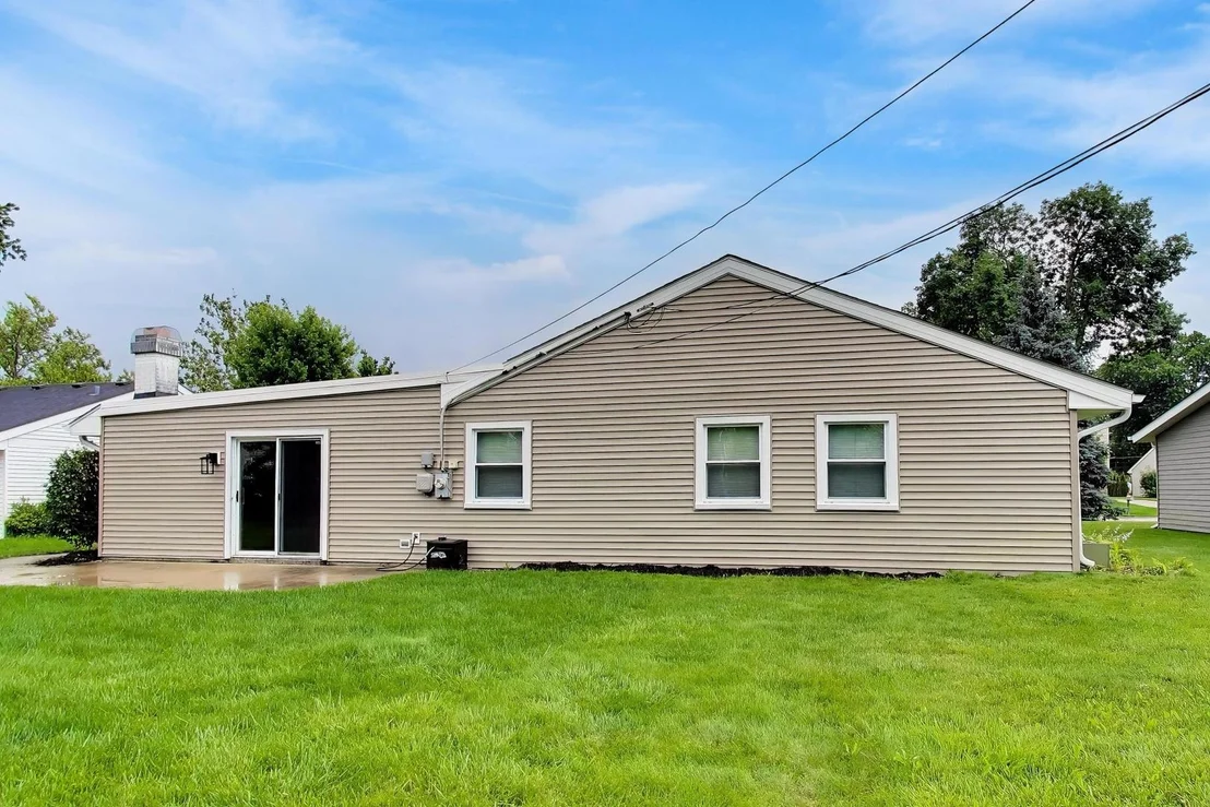 Photo of 1430 Sequoia Lane