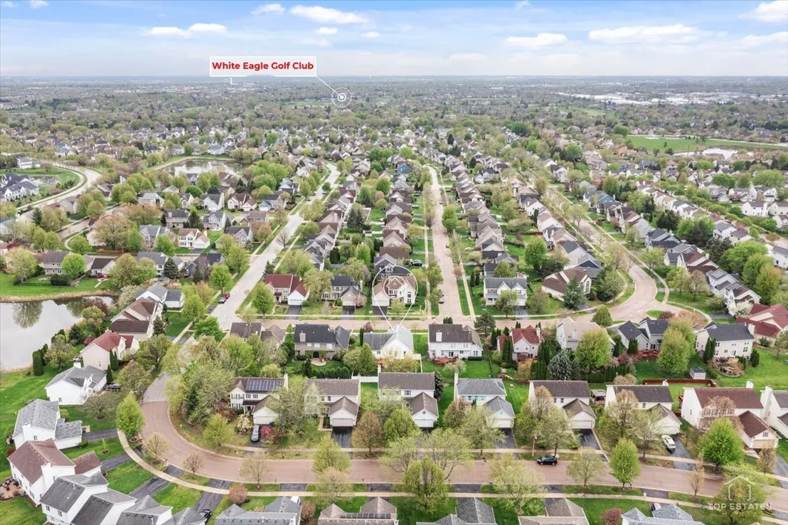 Photo of 875 RED CLOVER Drive